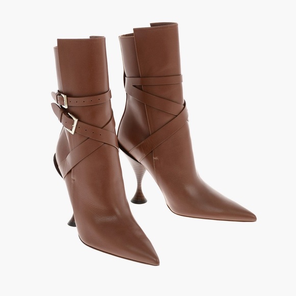 Burberry Heeled Boots Women Leather Tan Hadfield Size 41/ US 11 $1090 - Picture 1 of 15